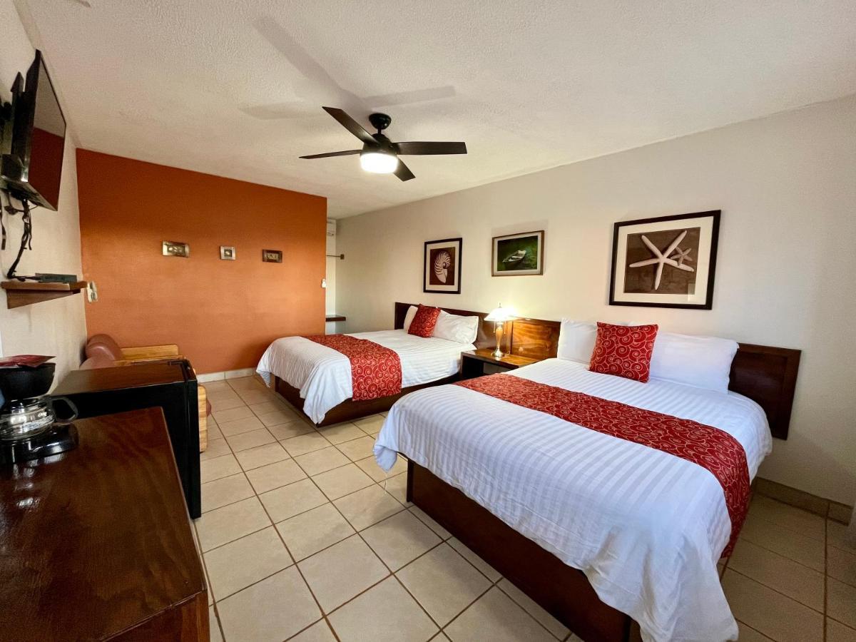 Hotel Los Caracoles Guerrero Negro Esterno foto